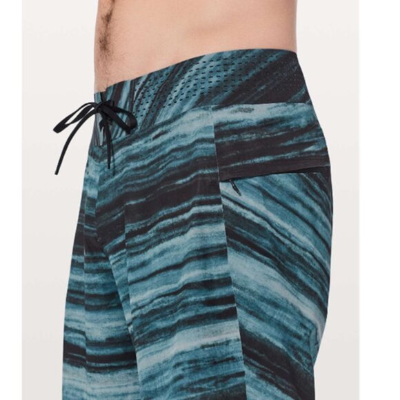 NWOT Lululemon Current State Short *9" High Tide Multi - Picture 3 of 16